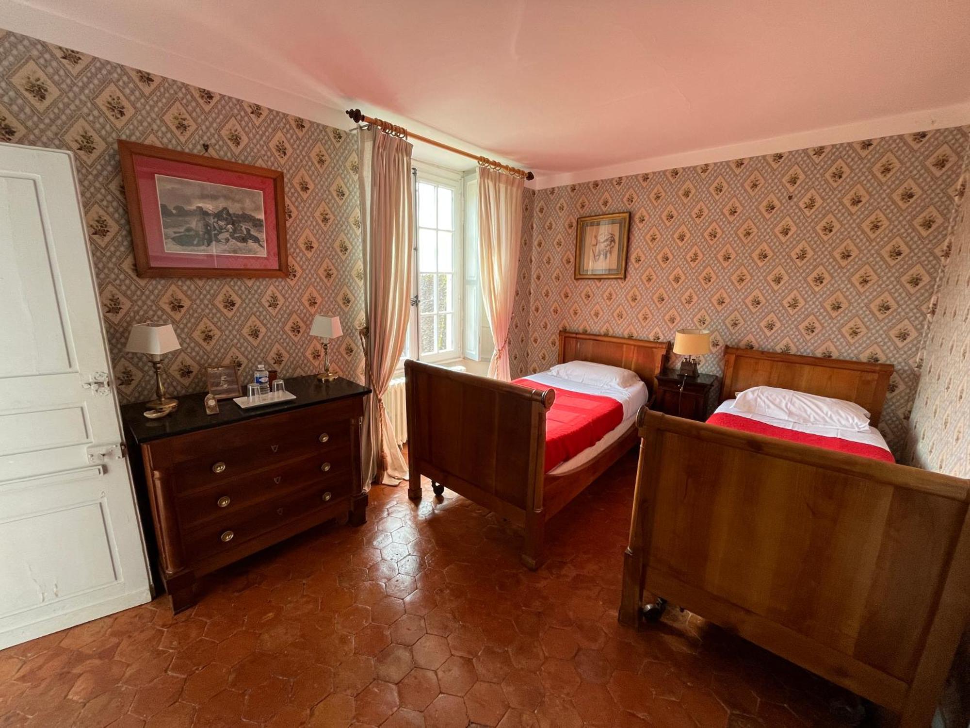 Chateau De Beaujeu Sens-Beaujeu Екстер'єр фото